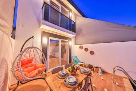 Villa Ay