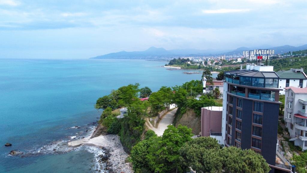 Pentahor Hotel