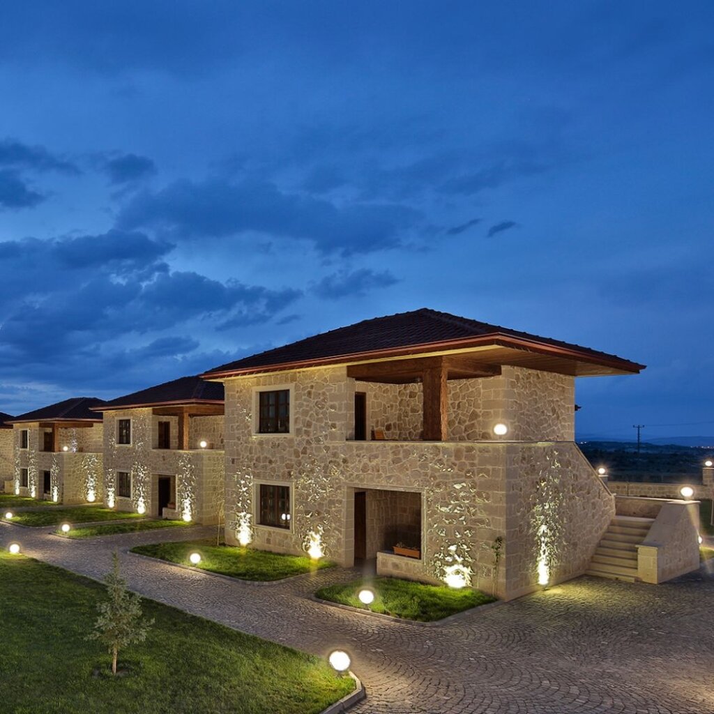 Elevres Stone House Hotel