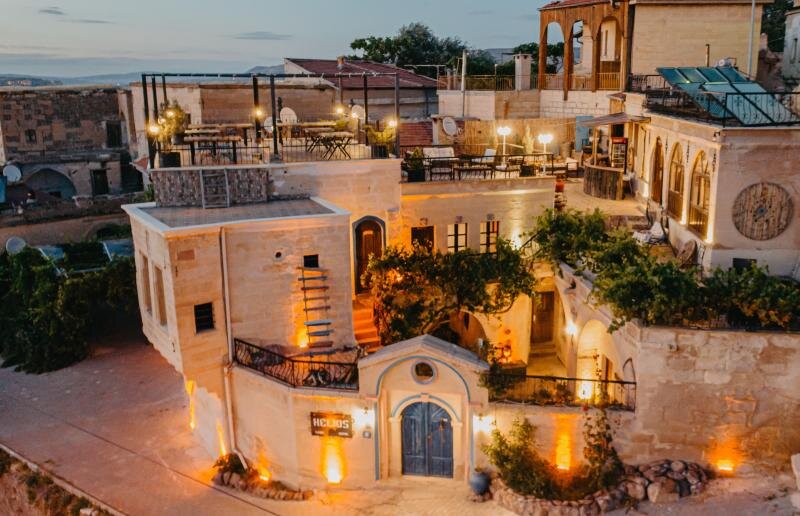Helios Cave Hotel