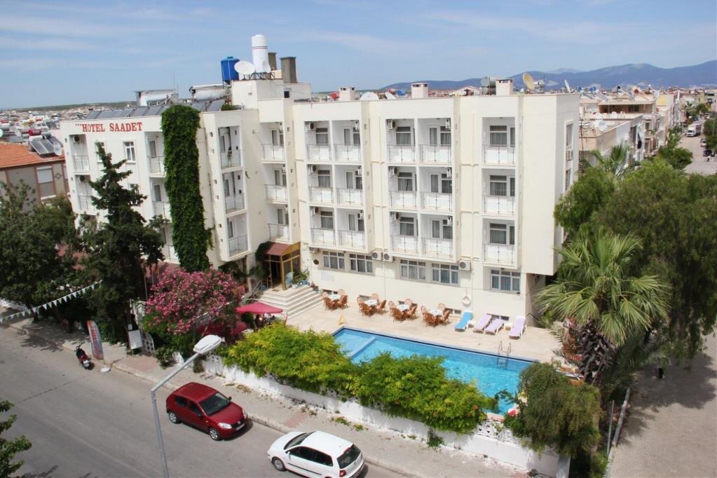Saadet Otel