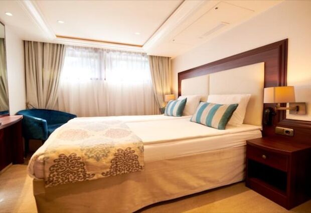 Kıbrıs Çıkışlı Ren Nehri’nde Noel Pazarları Charter - Str-Dus