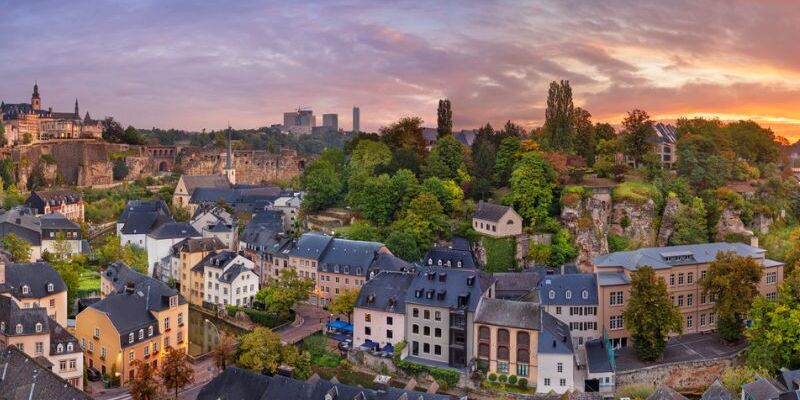 Elegant Benelüx & Alsace & Paris Turu AnadoluJet Havayolları ile 7 Gece - BSL-AMS