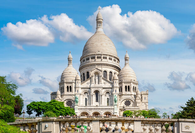 Maxi Benelüx & Paris & Alsace Turu Pegasus Havayolları ile 7 Gece - AMS-BSL