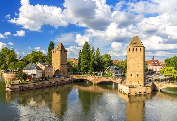 Elegant Noel Pazarları Turu Türk Havayolları ile 4 Gece - BSL-BSL