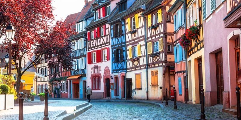 Elegant Noel Pazarları Turu Türk Havayolları ile 4 Gece - BSL-BSL