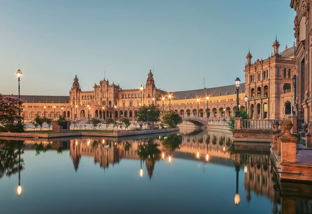Büyük İspanya Turu Pegasus Havayolları ile - 7 Gece 8 Gün Kış Dönemi - MAD-BCN