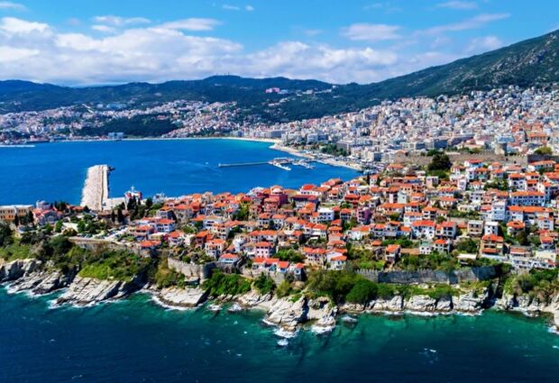 Balkan Üçgeni Turu Yılbaşı Özel Türk Havayolları İle - 4 Gece 5 Gün