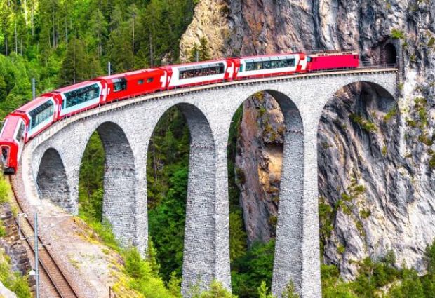 Adana'dan Bernina Express ile Bir Avrupa Masalı Turu Türk Havayolları Özel Seferi ile 6 Gece