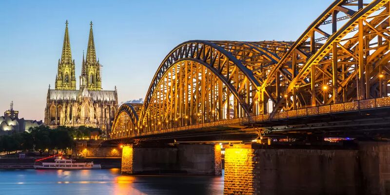 Adana’dan Mega Benelüx & Paris & Colmar & Köln SunExpress Havayolları ile 6 Gece