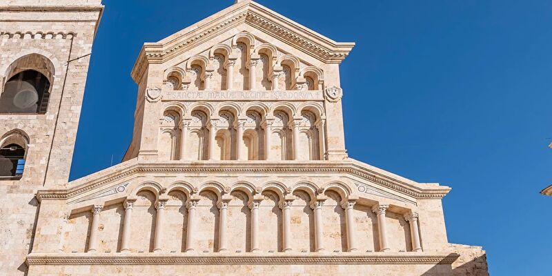 Cagliari Freebird Havayolları ile 4 Gece 5 Gün