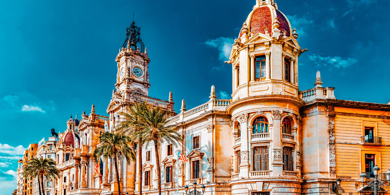 Büyük İspanya Turu 7 Gece 8 Gün (BCN-MAD)