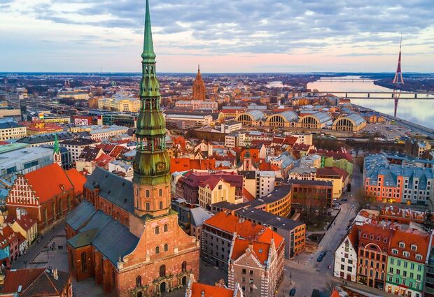 Baltık Harikaları Tallin Riga Vilnius 7 Gece