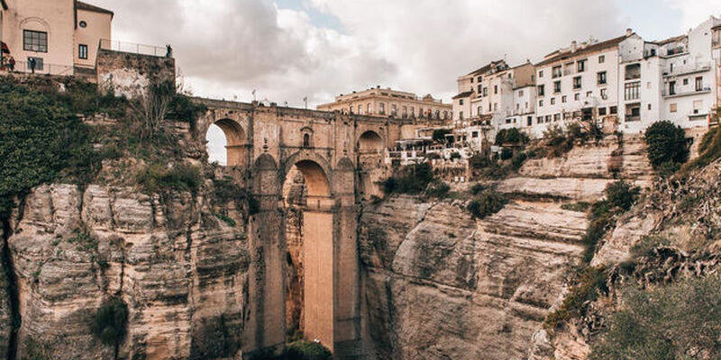 Endülüs Turu Pegasus Havayolları ile 4 Gece 5 Gün (SVQ-SVQ)