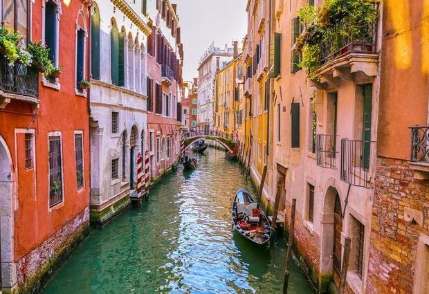 Espresso İtalya Turu 5 Gece 6 Gün (VCE-FCO)