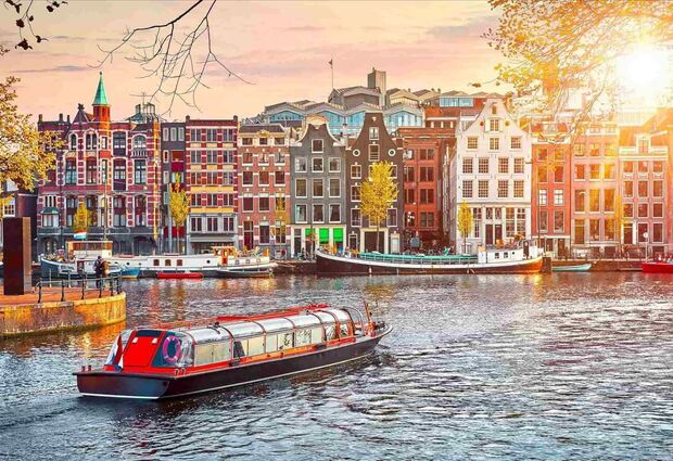 İzmir'den Direkt Hareket Görkemli Dörtlü Benelüx & Fransa & Almanya & İsviçre 7 Gece - SunExpress ile 2026 Yaz Dönemi