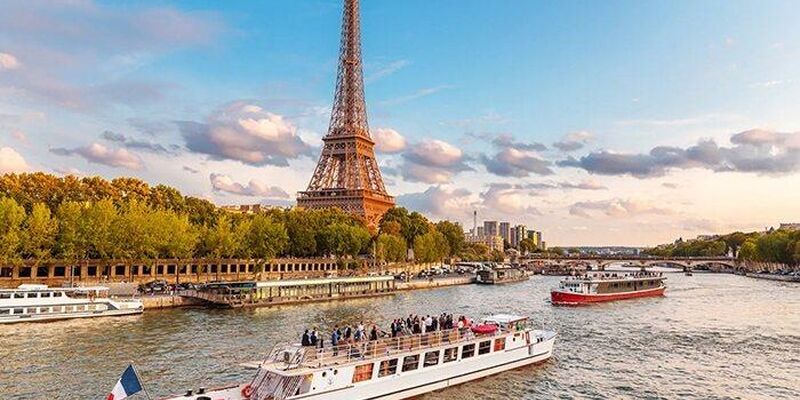 İzmir Çıkışlı Brüksel & Brügge & Paris Butik Turu Masal Rotası