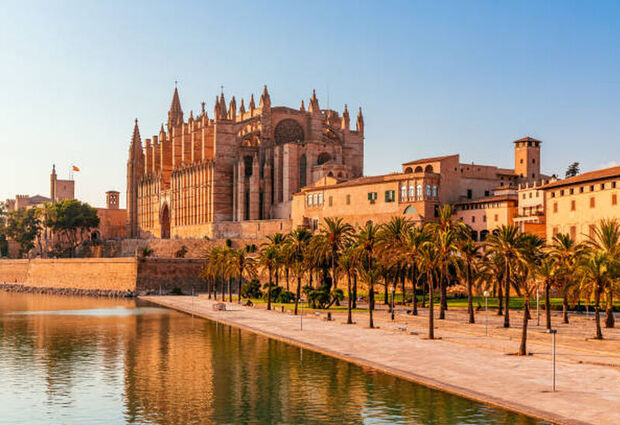 Mallorca Özel Havayolları ile 4 Gece 