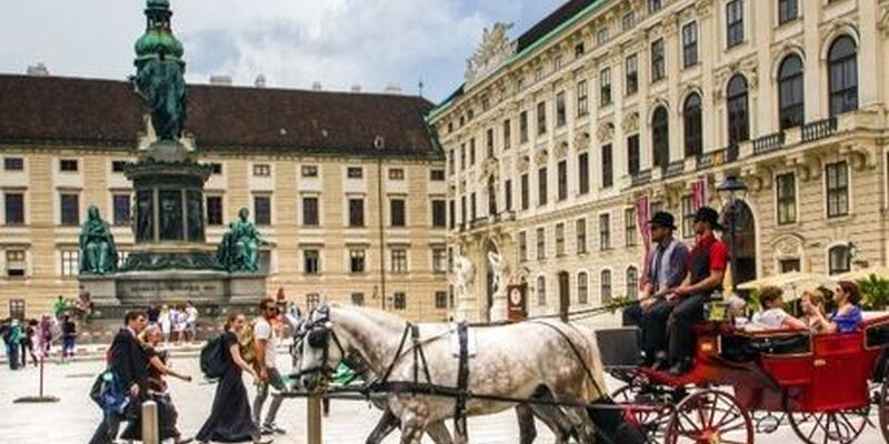 Budapeşte & Viyana & Prag & Berlin Turu Pegasus Havayolları 7 Gece (BUD-BER)