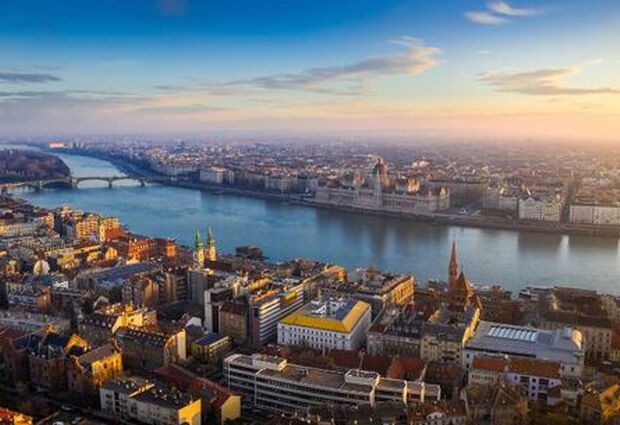 Budapeşte & Viyana & Prag & Berlin Turu Pegasus Havayolları 7 Gece (BUD-BER)