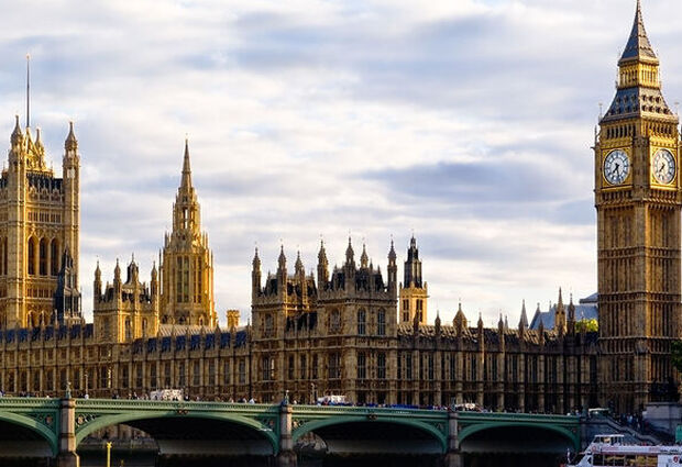 İzmir Çıkışlı SunExpress Havayolları ile Kraliyet Tacı Londra 3 Gece