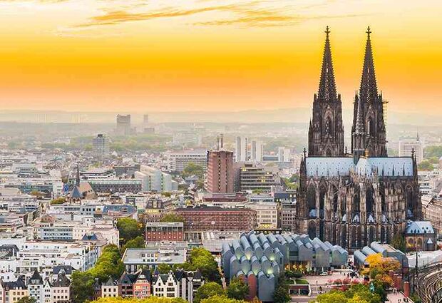 İzmir'den Direkt Uçuş'la Leonora Gemisi ile Ren ve Mosel Nehri Noel Pazarları Turu