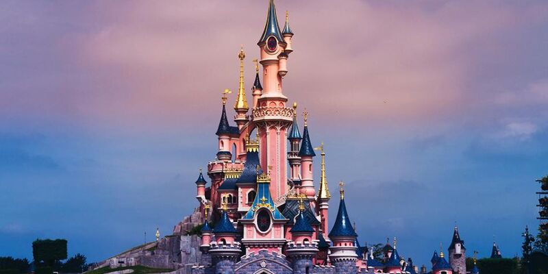Paris & Disneyland Turu Thy İle Sömestre Özel Disneyland Konaklama & Multi-Park Giriş Dahil 4 Gece 5 Gün 2026 - 24 Ocak