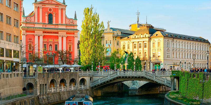 Elegant Alpler & Bernina Ekspresi Turu Pegasus Havayolları ile 3 Gece (BSL-BGY)