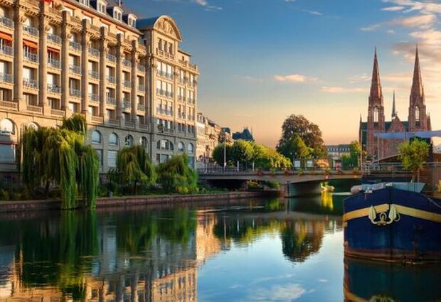 Avrupa İncileri Ajet ile 6 Ülke Turu - 7 Gece 8 Gün