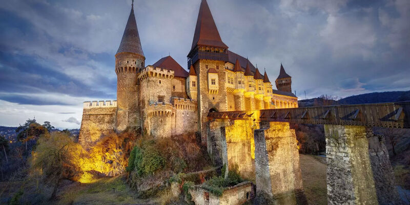 Yılbaşı Özel Otobüs ile Bükreş & Transilvanya Turu 4 Gün 