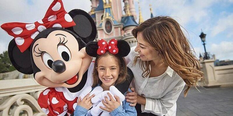 İzmir'den Direkt Sefer ile Paris & Disneyland Özel Kültür Turu Rotası