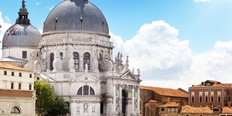 THY ile Güney İtalya Turu 5 Gece 6 Gün (BRI-NAP)