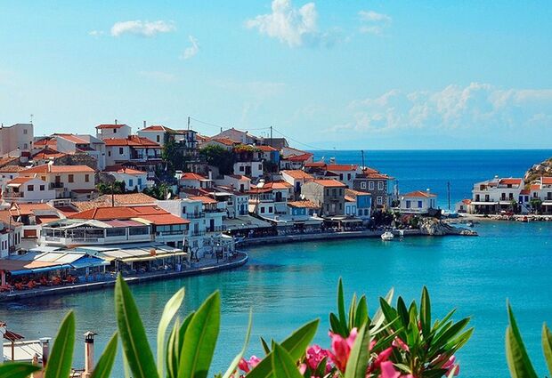 Kuşadası Haraketli Feribot ile Samos Adası Turu 2 Gece 3 Gün