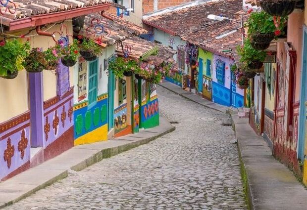 Latin Turu Kolombiya & Panama Rotası