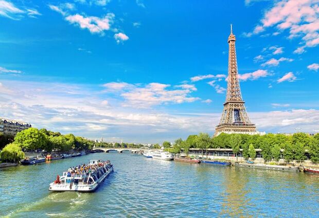 Benelüx & Paris Turu 7 Gece 8 Gün 2025 - (AMS-AMS)