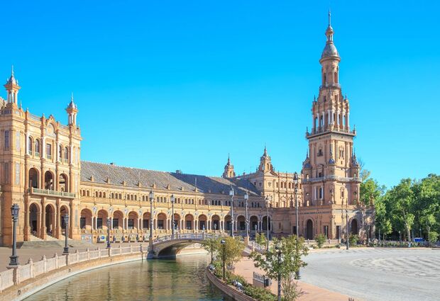 Sevilla Turu Pegasus Havayolları ile 3 Gece