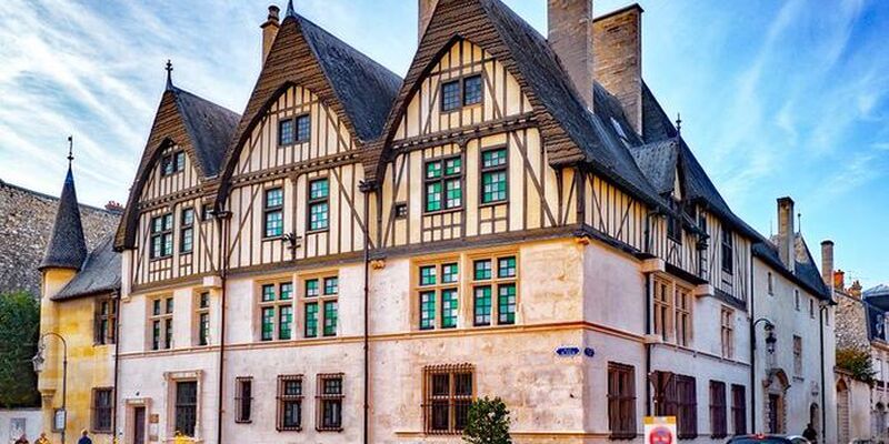 Yılbaşı Özel Görkemli Paris ve İncileri Turu Türk Havayolları ile 3 Gece