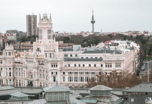 Mega Portekiz, Endulus ve İspanya Turu Pegasus ile 7 Gece Sabah Madrid Gidiş - Akşam Barcelona Dönüş