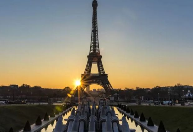 Benelux & Paris İkonları Turu - THY ile - 4 Gece - Sabah Paris Gidiş – Akşam Köln Dönüş - V7