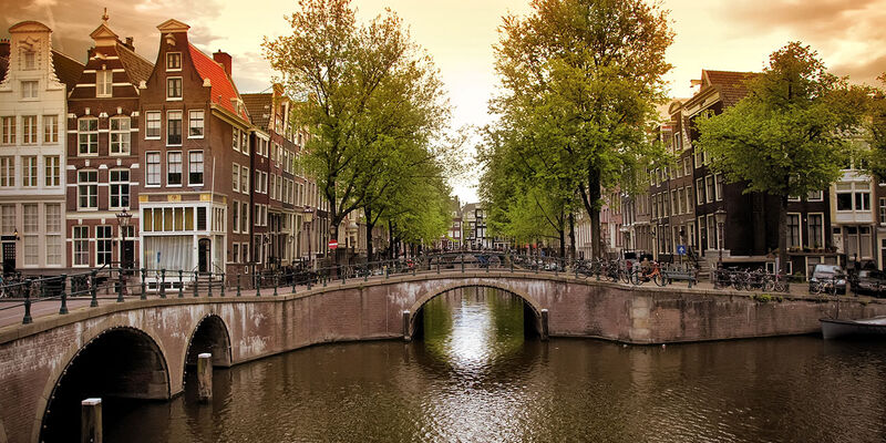 İstanbul dan THY ile Amsterdam - Brüksel - Köln Turu 3 Gece 4 Gün (CGN-CGN)