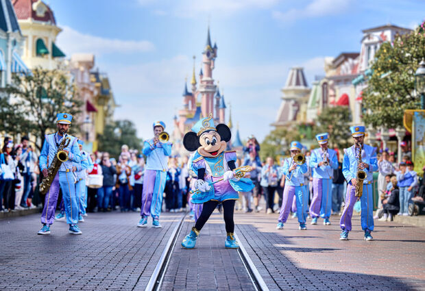 İstanbul dan Air France ile Paris - Disneyland Turu 4 Gece 5 Gün 