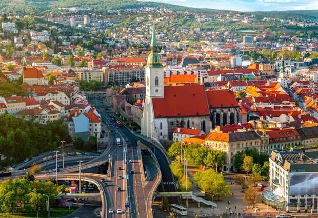 İzmir'den Direkt Sefer ile Büyük Orta Avrupa ve Hallstatt Turu Rotası