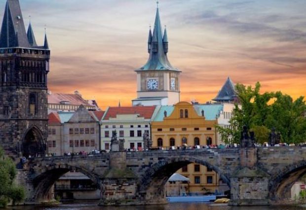 İzmir'den Direkt Sefer ile Orta Avrupa Yıldızları Polonya & Avusturya & Çekya Turu Rotası