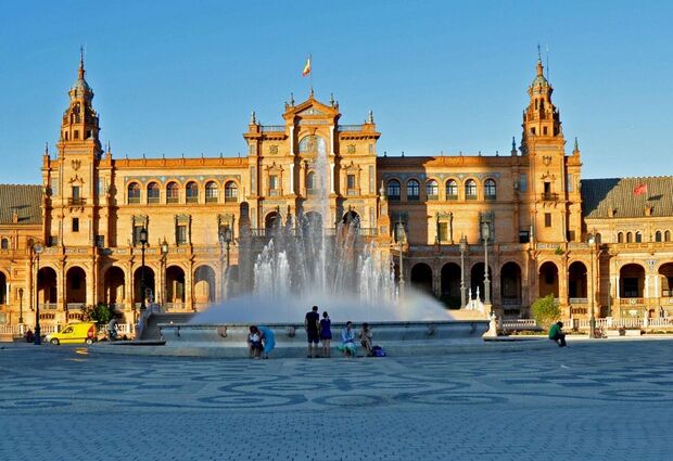 Süper Promo Endülüs Turu Rotası 4 Gece 5 Gün