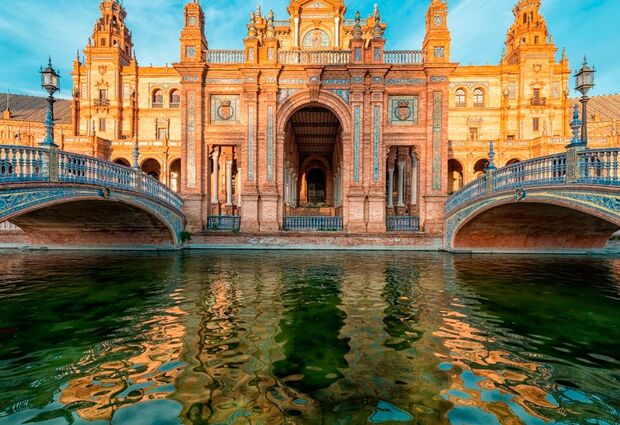 Antalya'dan Direkt Sefer ile Barcelona Rotası Turu