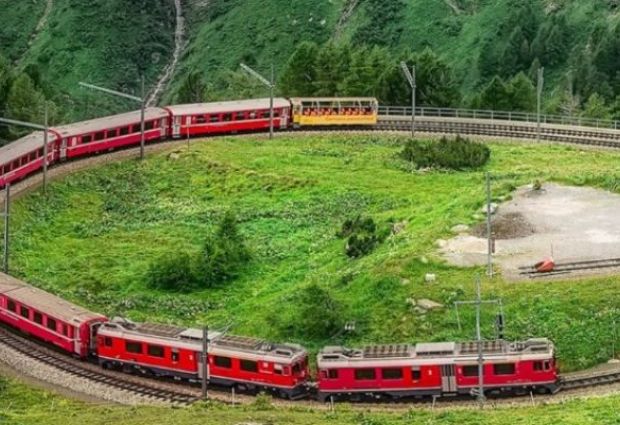Süper Promo Alpler’de 5 Ülke Turu ve Bernina Ekspresi Rotası (GVA-GVA)