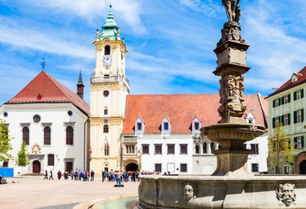 Berlin ve Hallstatt ile bir Orta Avrupa Masalı Turu Pegasus ile 7 Gece Öğlen Budapeşte Gidiş