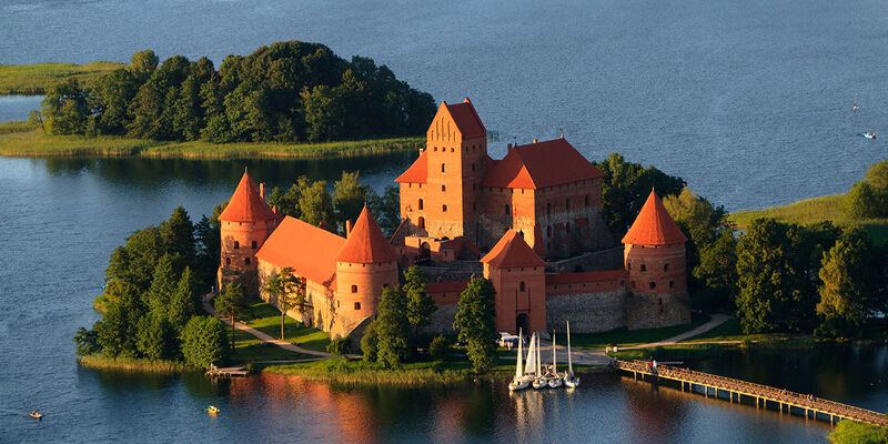 İstanbul Çıkışlı THY ile Baltık Harikaları Vilnius Riga Tallin 7 Gece