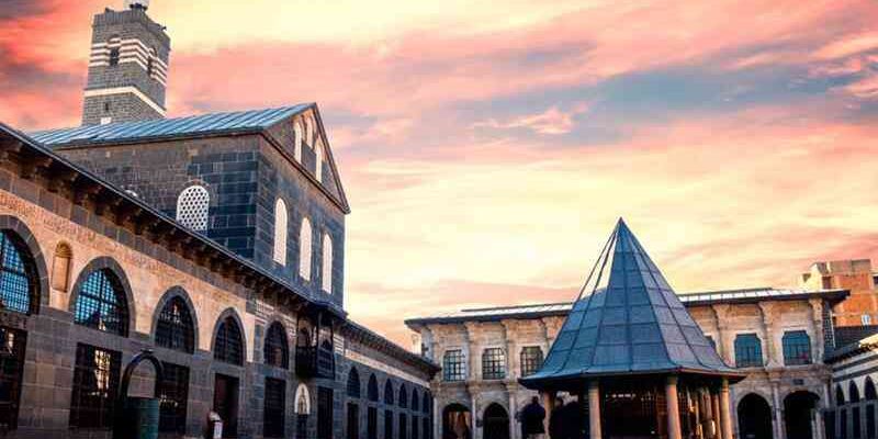 Ankara Çıkışlı Uçaklı Butik Gaziantep Şanlıurfa Mardin Diyarbakır Turu 2 Gece Otel Konaklamalı