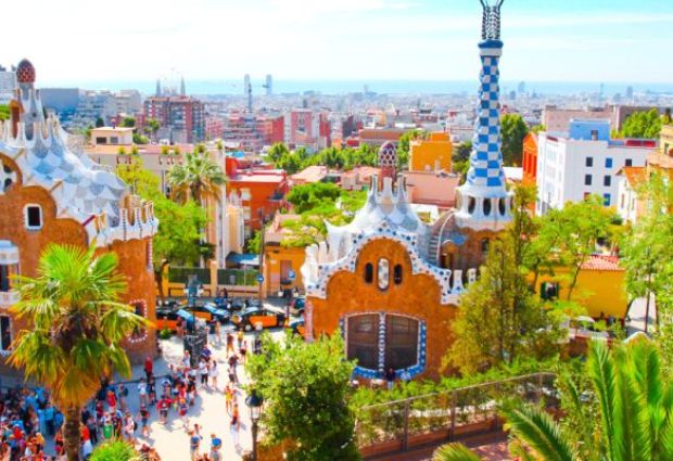 Mega İspanya, Endülüs ve Turkuaz Sahiller Turu Pegasus ile 7 Gece - Barcelona Öğlen Gidiş - Madrid Öğlen Dönüş